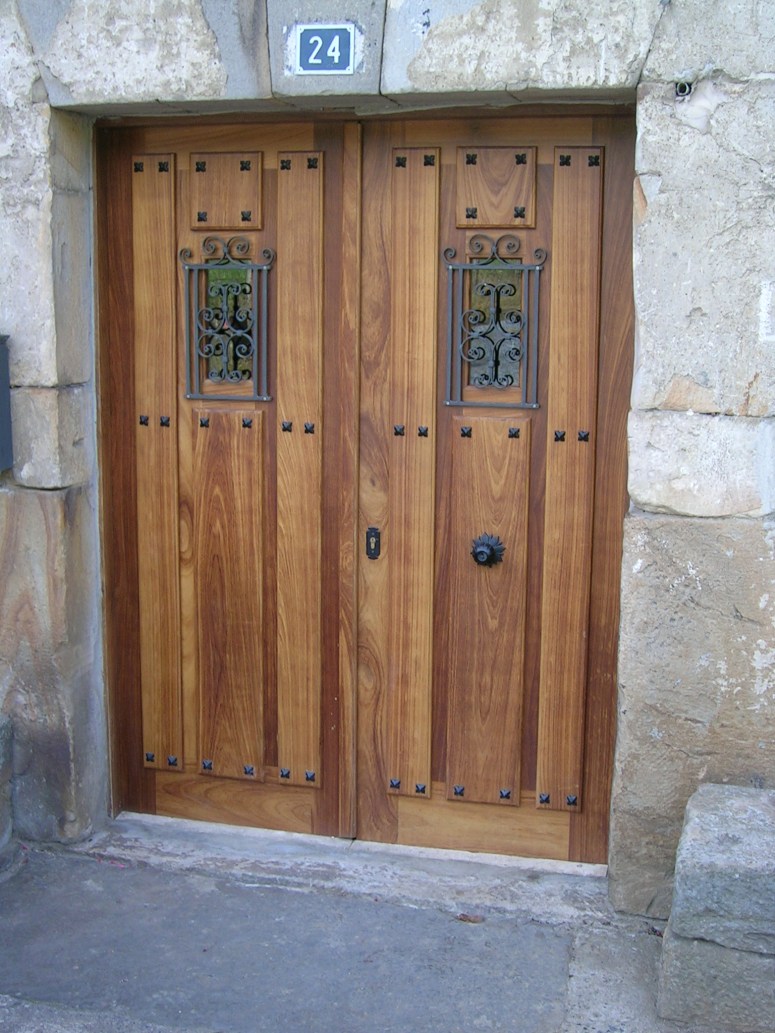 puerta para caserio